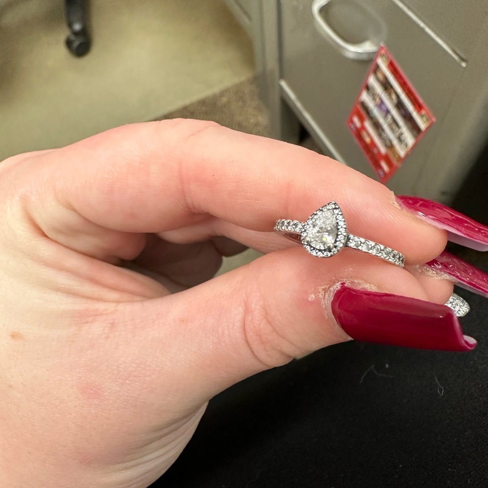 Pandora size 7 teardrop ring